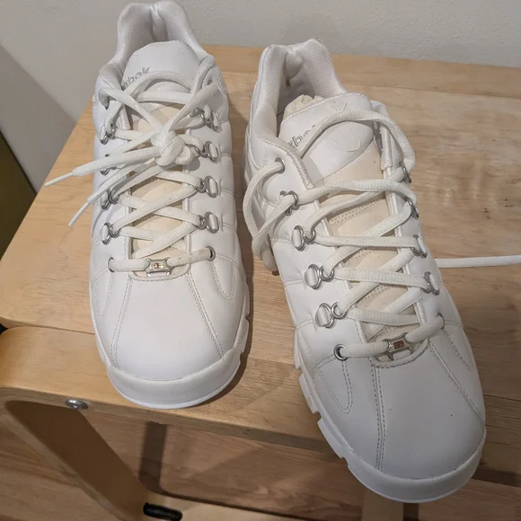 Reebok White Sneakers - Picture 2 of 8